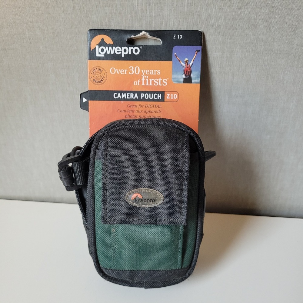 Lowepro Z10 Digital Camera Pouch Green/Black Rugged Case Vintage Great Shape